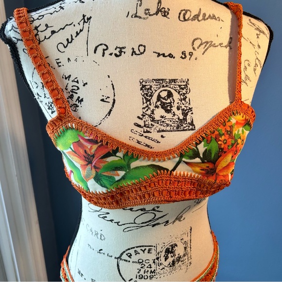 🏀 6/$23 Li’a Hawaiian floral bikini set swimsuit - Picture 9 of 12